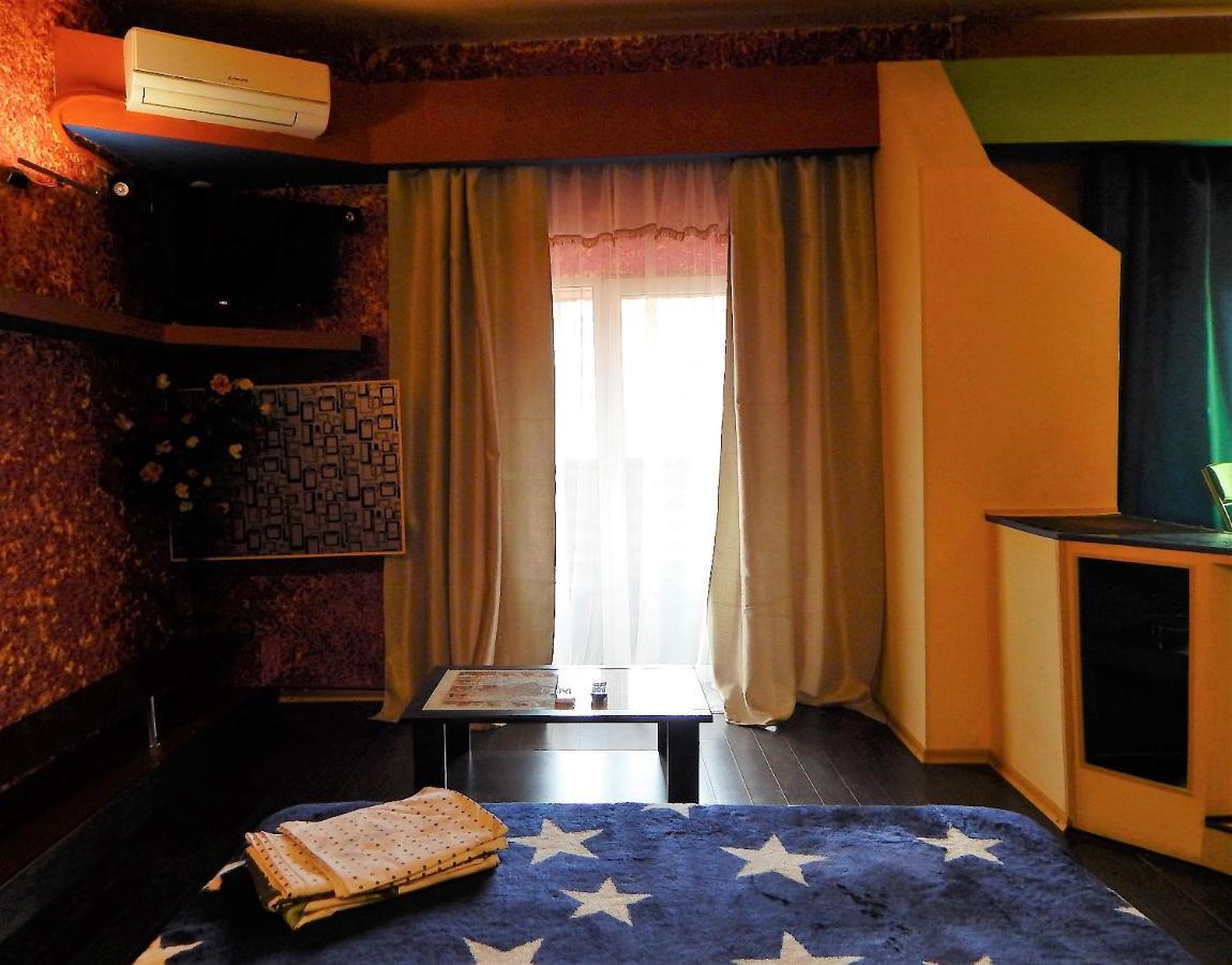 One-Bedroom Apartment On Gagarina 哈尔科夫 外观 照片